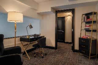 The Manhattan Club fotoÄŸrafÄ±