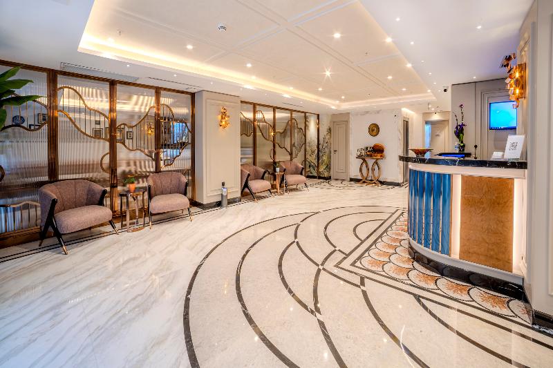 Grand Hilarium Hotel - Lobi