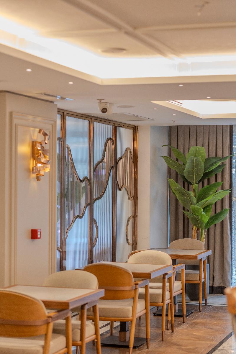 Grand Hilarium Hotel - Lobi