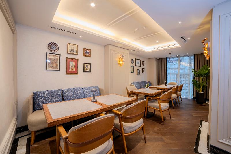 Grand Hilarium Hotel - Lobi