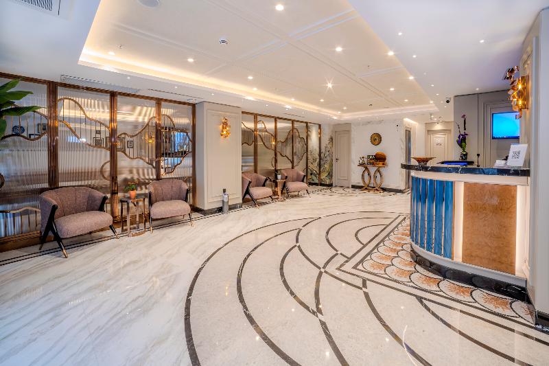 Grand Hilarium Hotel - Lobi