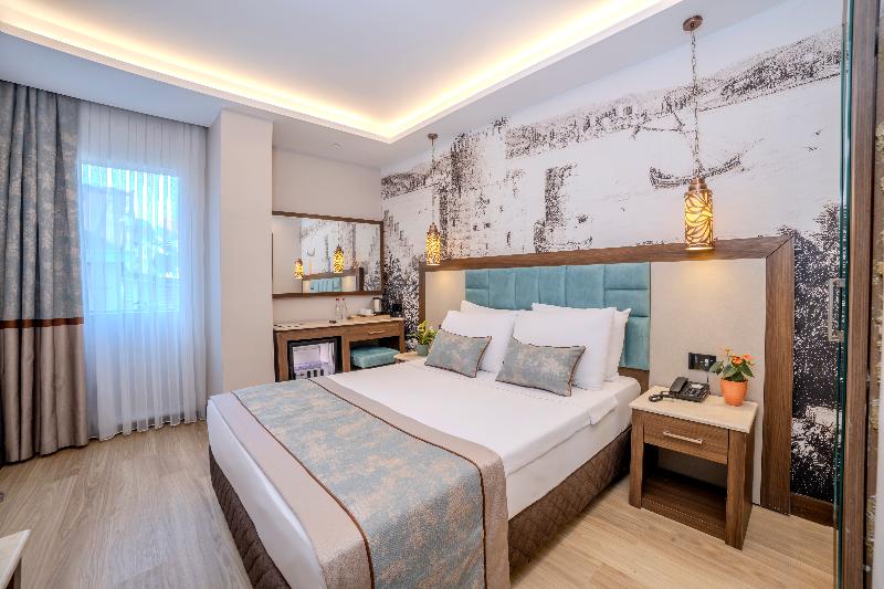 Grand Hilarium Hotel - Oda