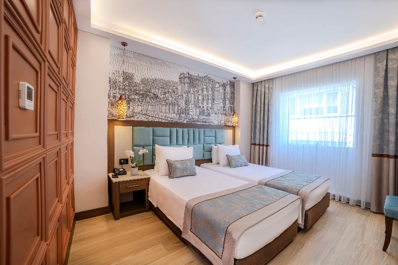 Grand Hilarium Hotel - Oda