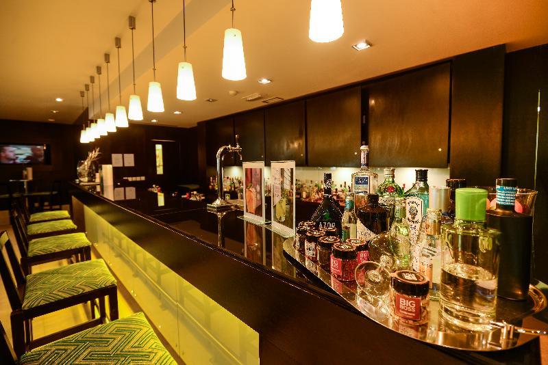 Azoris Royal Garden Leisure & Conference Hotel - Bar