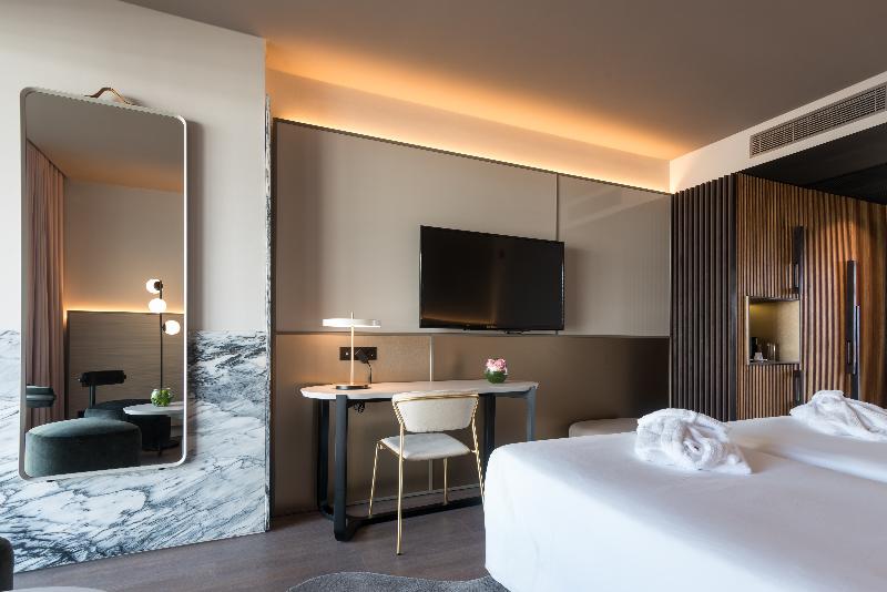 Azoris Royal Garden Leisure & Conference Hotel - Oda