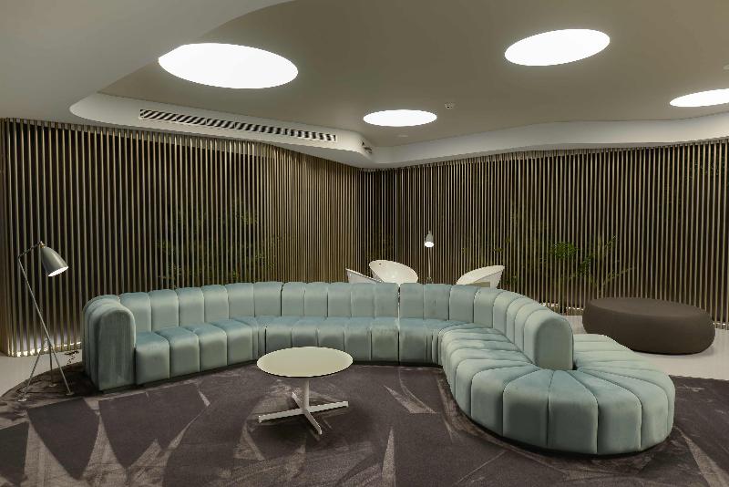 Azoris Angra Garden - Plaza Hotel - Lobi