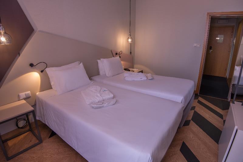 Azoris Angra Garden - Plaza Hotel - Oda