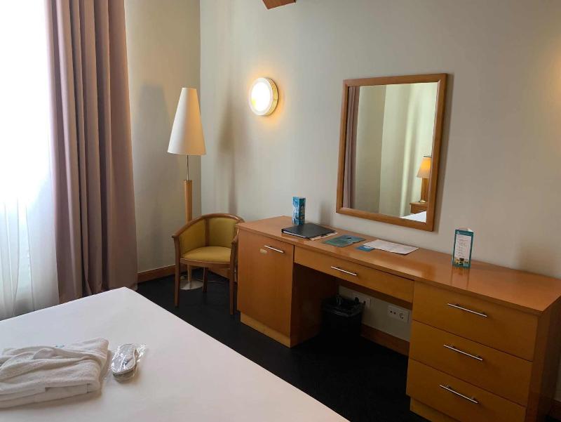 Azoris Angra Garden - Plaza Hotel - Oda