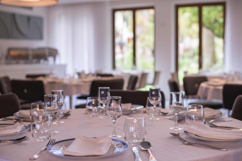Azoris Angra Garden - Plaza Hotel - Restoran