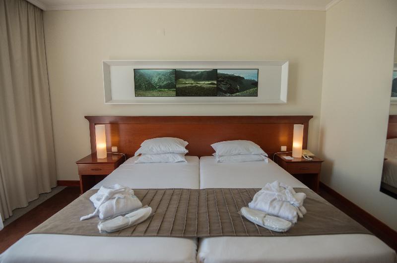 Azoris Faial Garden - Resort Hotel - Oda