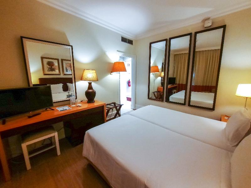 Azoris Faial Garden - Resort Hotel - Oda