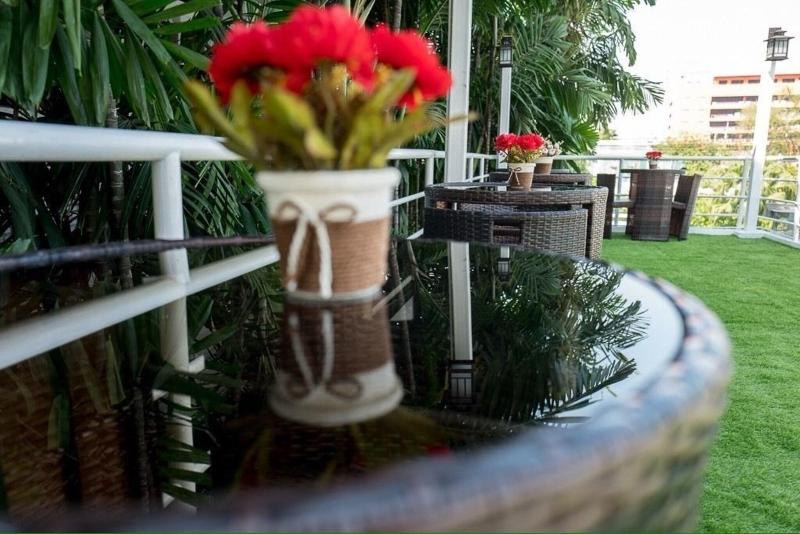 Siam Piman Hotel - Teras