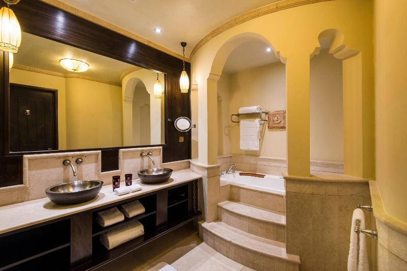 Sharq Village & Spa - Oda