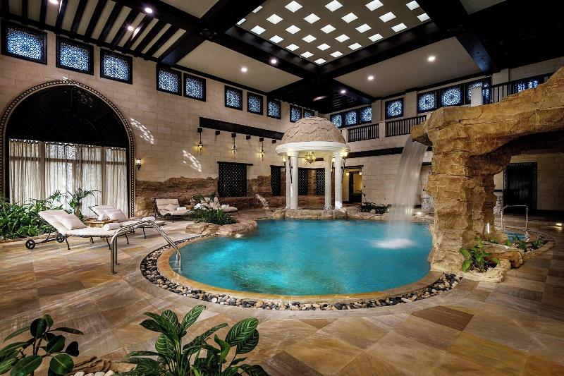 Sharq Village & Spa - Havuz