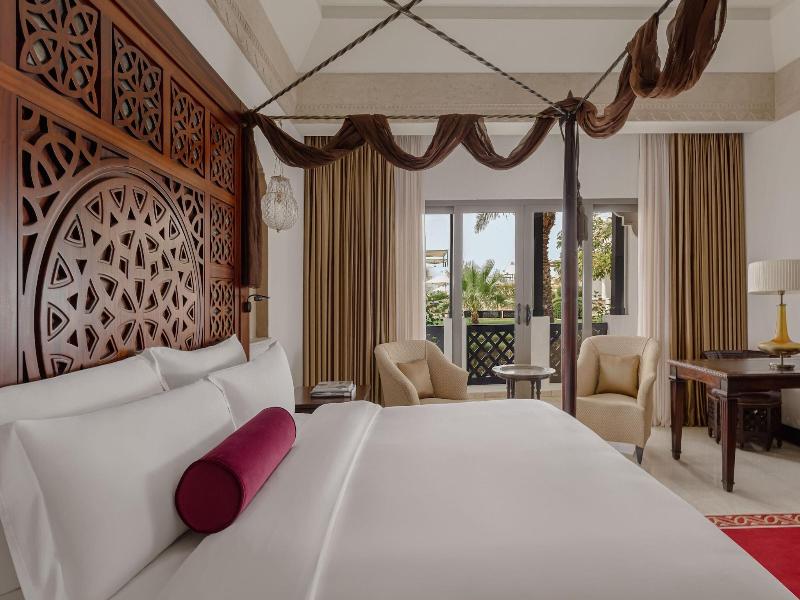 Sharq Village & Spa - Havuz