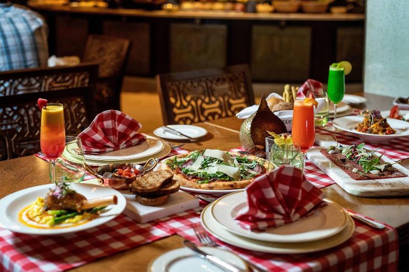 Sharq Village & Spa - Restoran