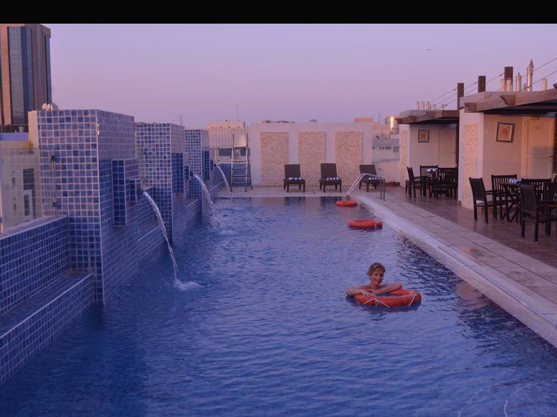 Tulip Hotel Apartment - Havuz