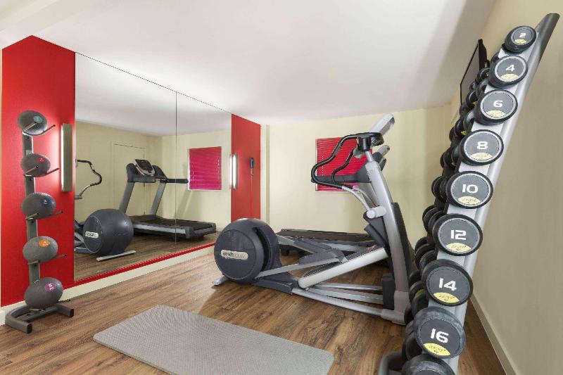 Ramada London North M1 - Aktivite