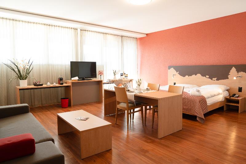 SwissEver Hotel - Oda