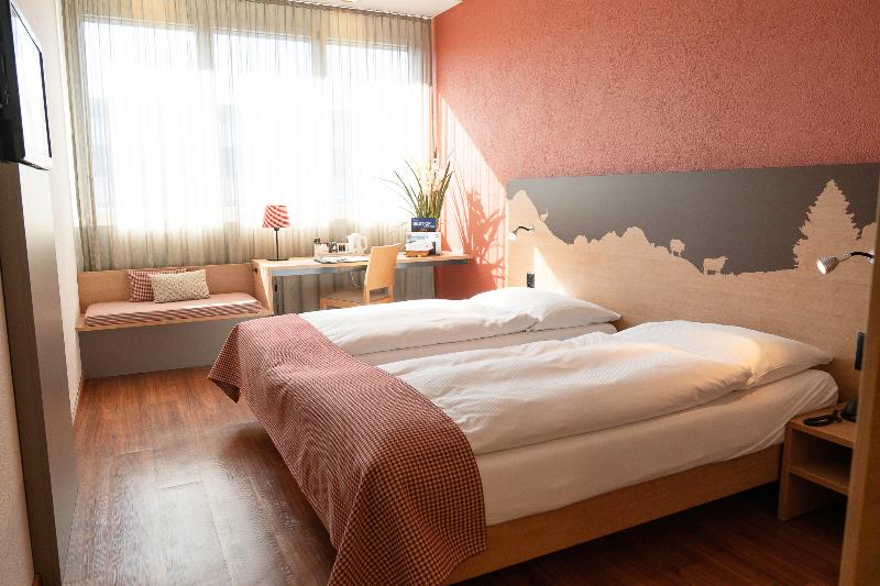 SwissEver Hotel - Oda