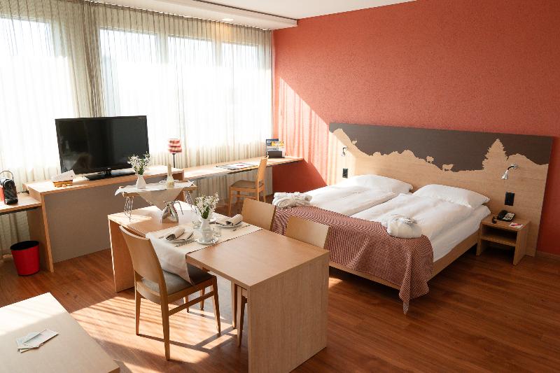 SwissEver Hotel - Oda
