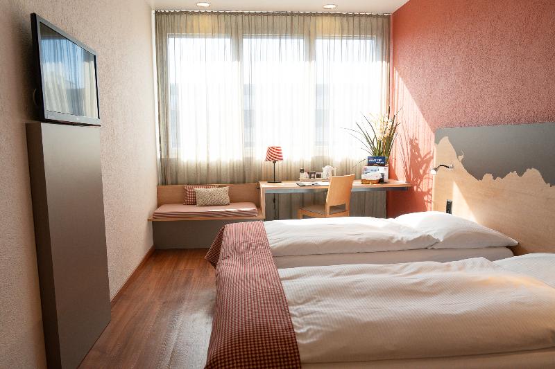 SwissEver Hotel - Oda