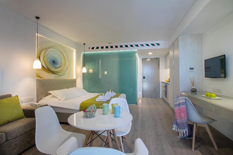Anemi Hotel & Suites - Oda
