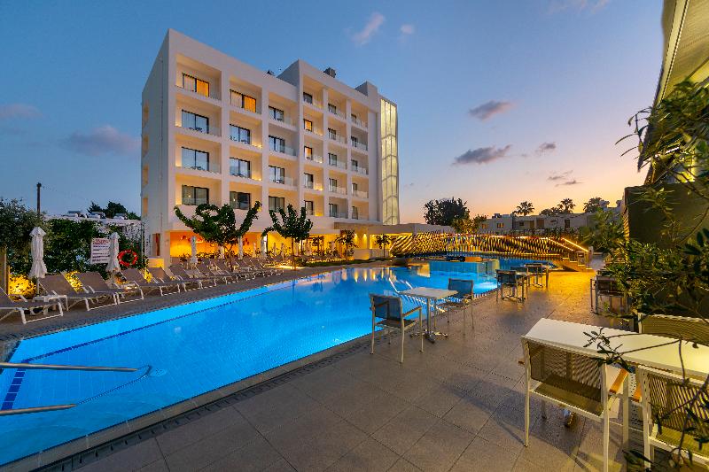 Anemi Hotel & Suites - Havuz