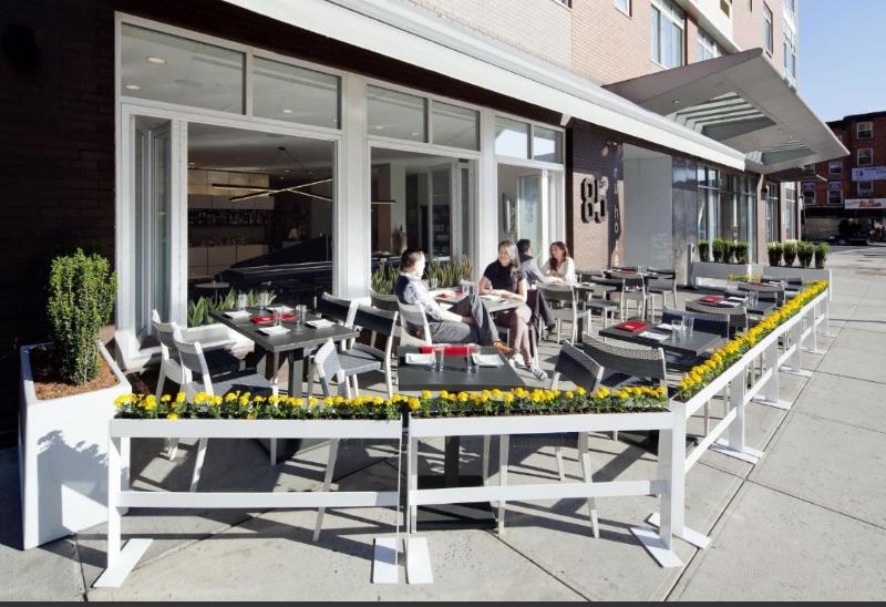 Nu Hotel - Genel