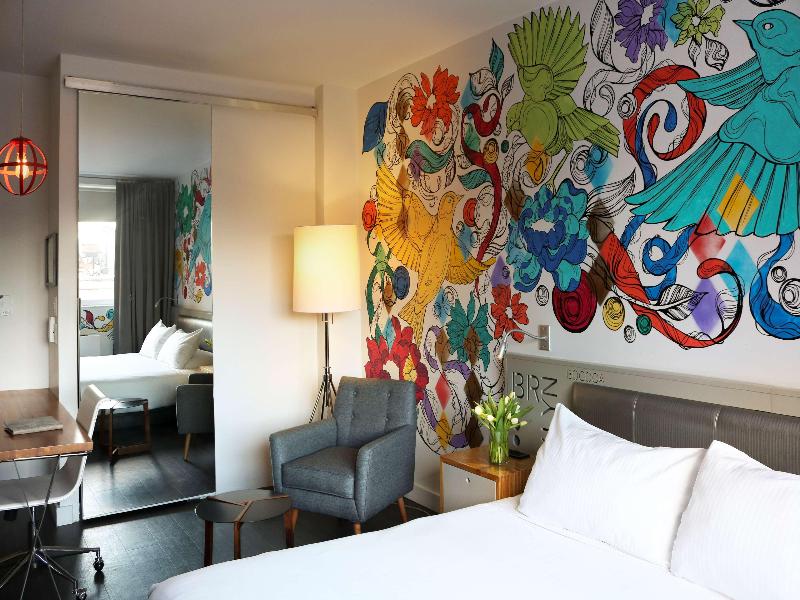 Nu Hotel - Oda