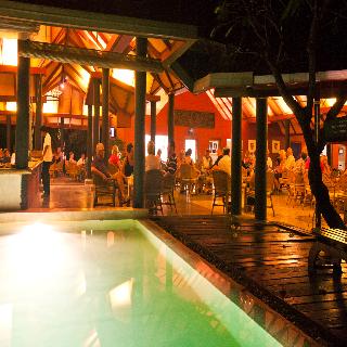 Adaaran Select Hudhuranfushi Resort fotoÄŸrafÄ±