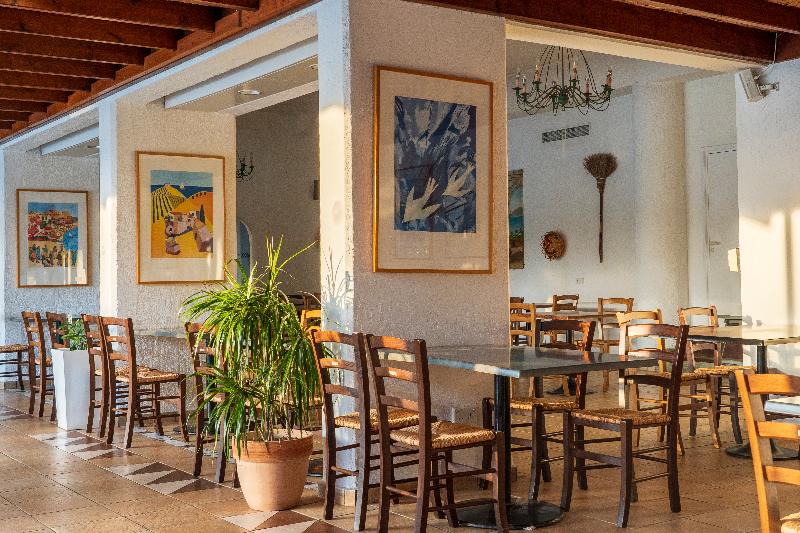 Paphos Gardens Holiday Resort - Restoran