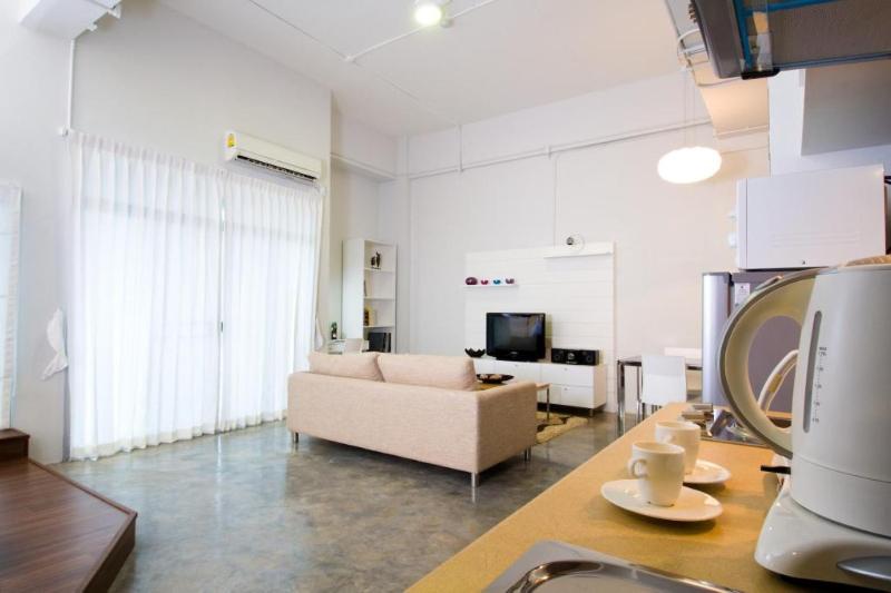 T Series Place(formerly 212 Serviced Apartment) - Oda