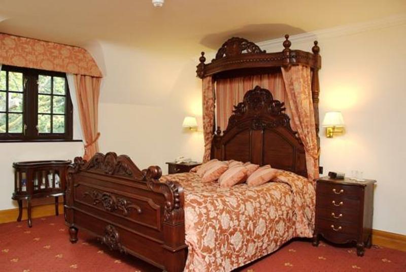 Stanhill Court - Oda