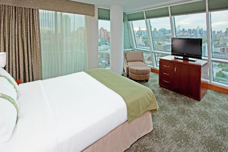 Holiday Inn L.I. City Manhattan View ( Closed) - Oda