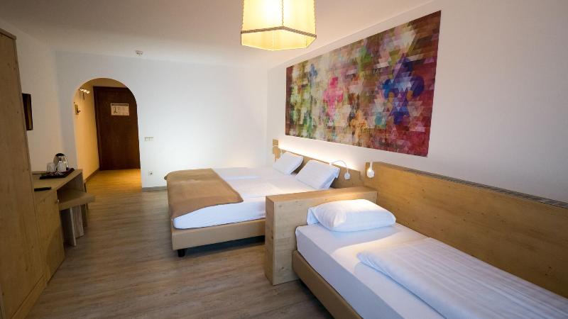 MIRA Hotel Schloss Rosenegg - Oda