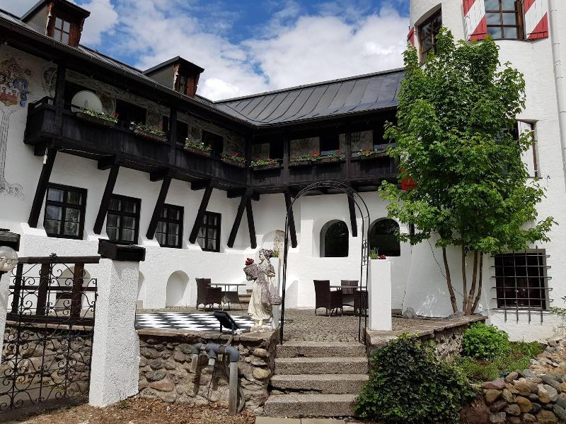 MIRA Hotel Schloss Rosenegg - Teras