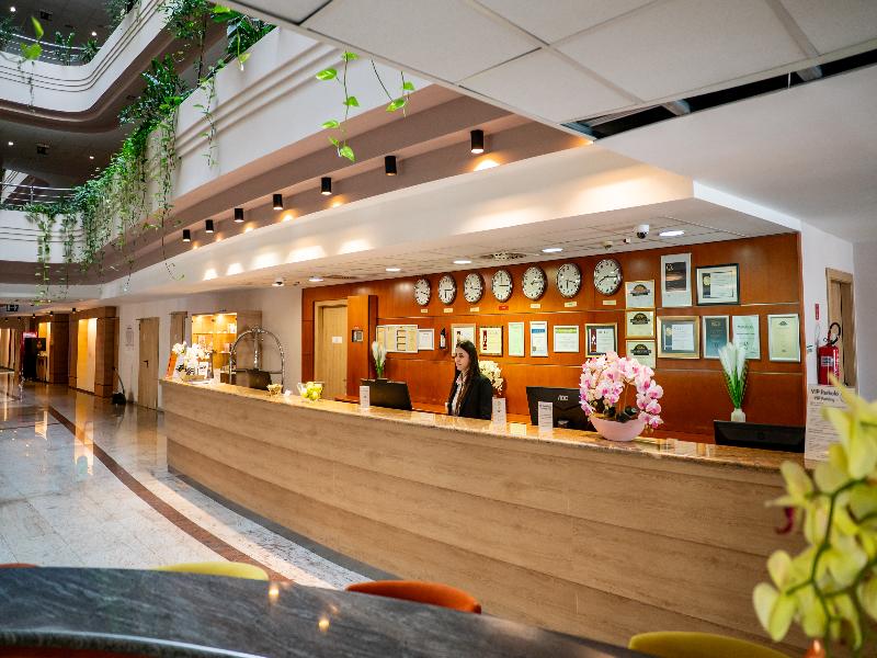 Airport Hotel Budapest - Lobi