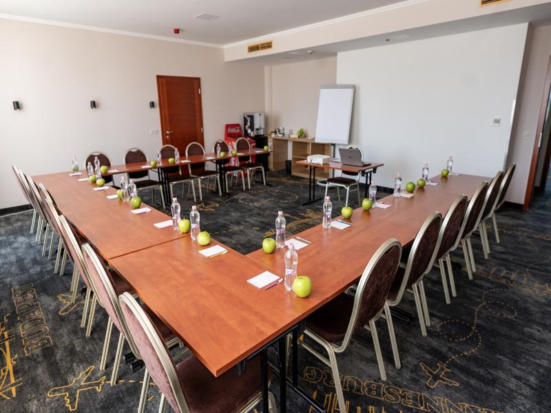 Airport Hotel Budapest - Toplantı