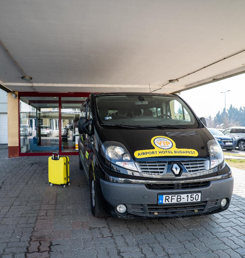 Airport Hotel Budapest - Genel