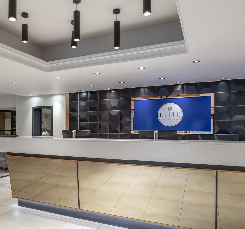 Felbridge Gatwick Hotel & Spa - Lobi
