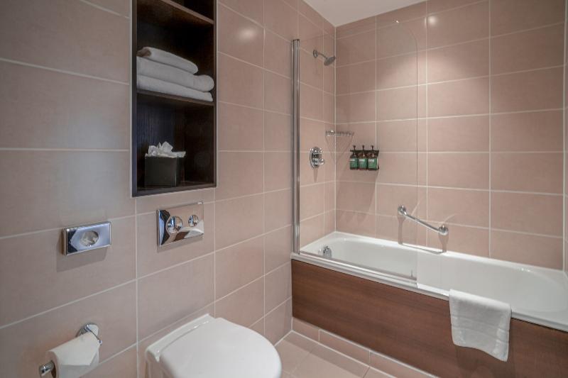Felbridge Gatwick Hotel & Spa - Oda