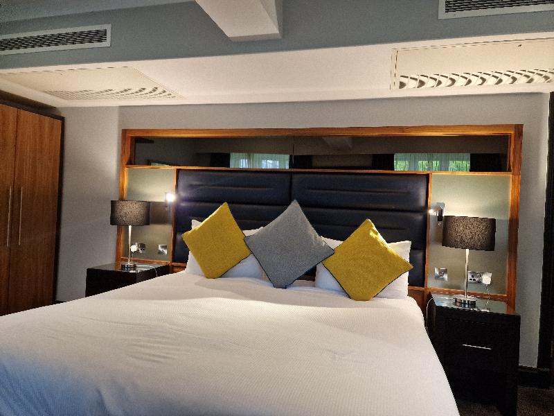 Felbridge Gatwick Hotel & Spa - Oda