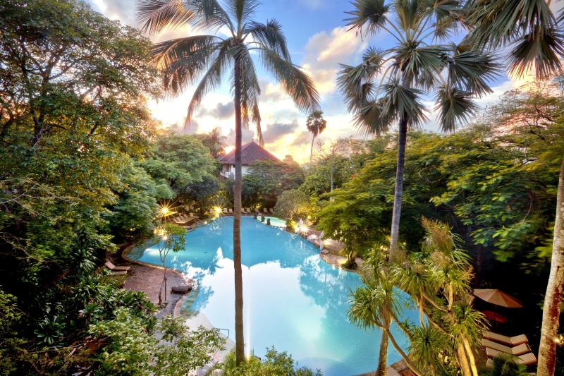 Hotel Kumala Pantai - Havuz