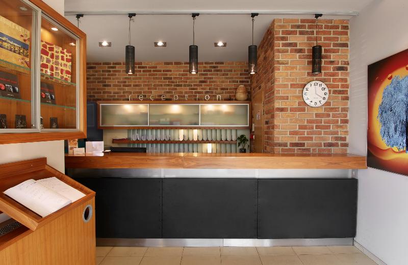 Absolutum Wellness Hotel Prague - Lobi