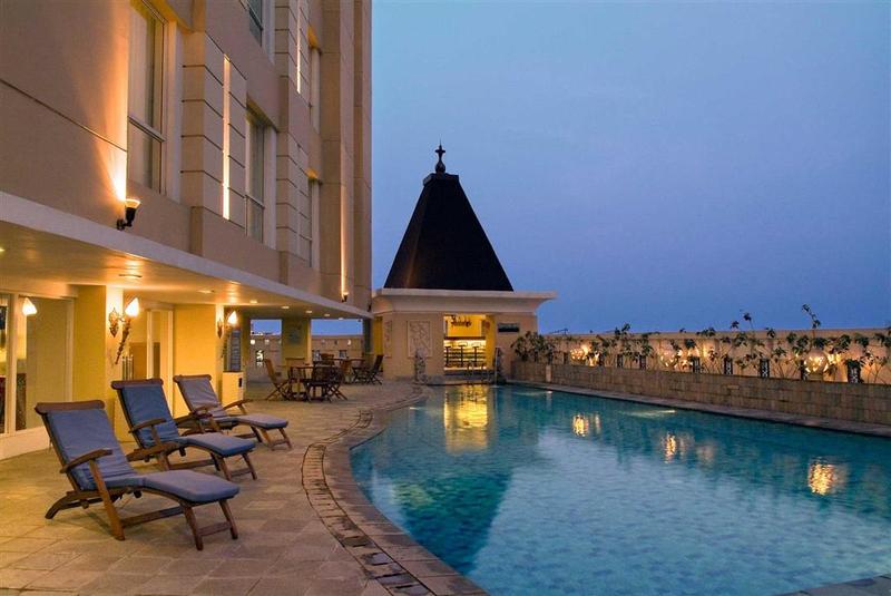 Novotel Semarang - Havuz