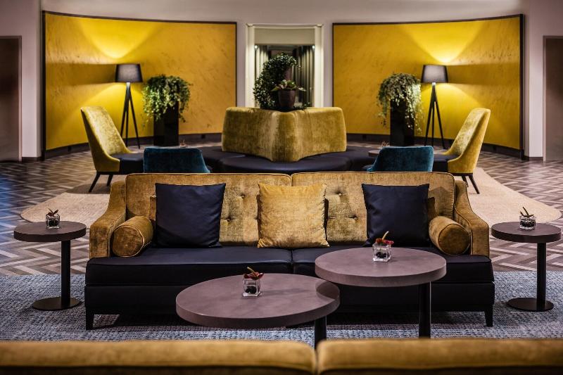 Sheraton Düsseldorf Airport - Lobi