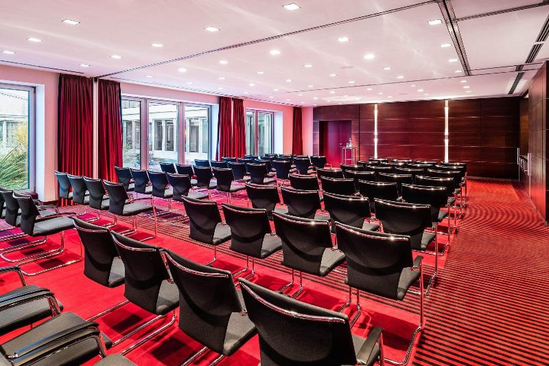 Sheraton Düsseldorf Airport - Toplantı