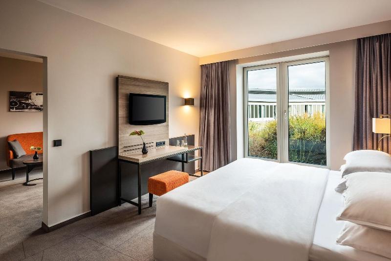 Sheraton Düsseldorf Airport - Oda