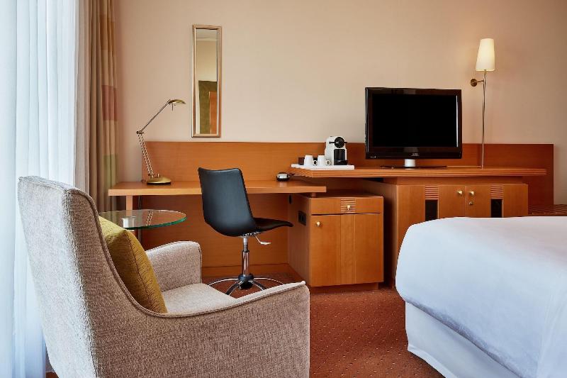 Sheraton Düsseldorf Airport - Oda
